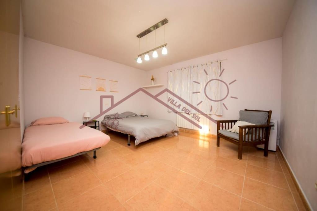 Villa Del Sol - Piscina Climatizada Mentrida Buitenkant foto
