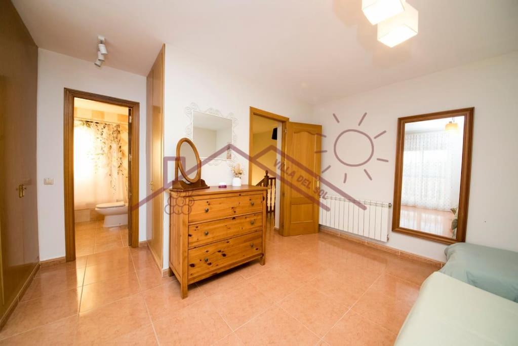 Villa Del Sol - Piscina Climatizada Mentrida Buitenkant foto